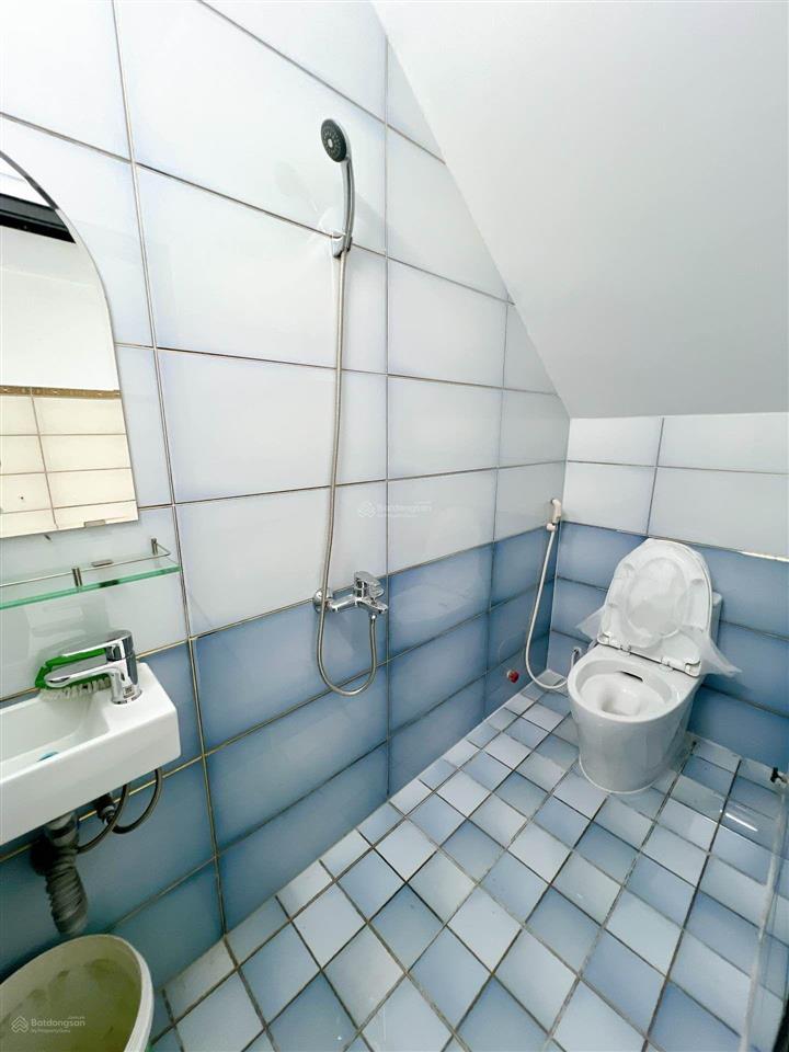 Nhà tôn thất thuyết q4, 5 tầng, 5pn, 3wc, 7.1 tỷ. mới xây