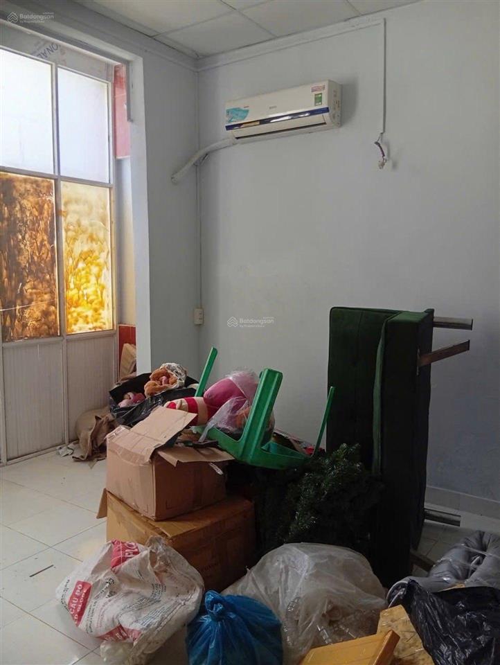 Hàng kín quận 1  3pn khép kín  sát bùi viện  7.2 tỷ