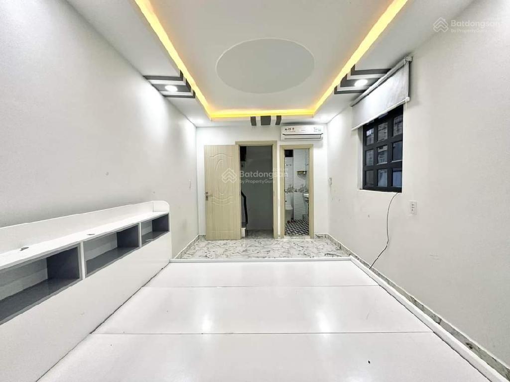 Nhà 5 tầng sát bùi viện  hxh  3pn khép kín  ngay phố ẩm thực  khai thác được dòng tiền  9tỷ