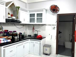 Nhà 3 tầng hxh sát mt trần hưng đạo, phố bùi viện  4pn khép kín  6.5 tỷ.