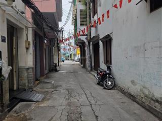 Nhà ngay sân khấu lan anh  sát mt cmt8  79m2  ngang 10m  cách hxh 1 căn  8.99t