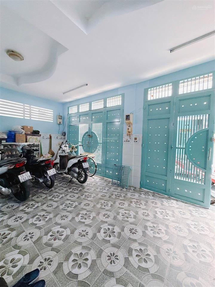 Bán đất tặng nhà, 95m2, ngang 5, sổ vuông đẹp, chỉ nhỉnh 7 tỷ