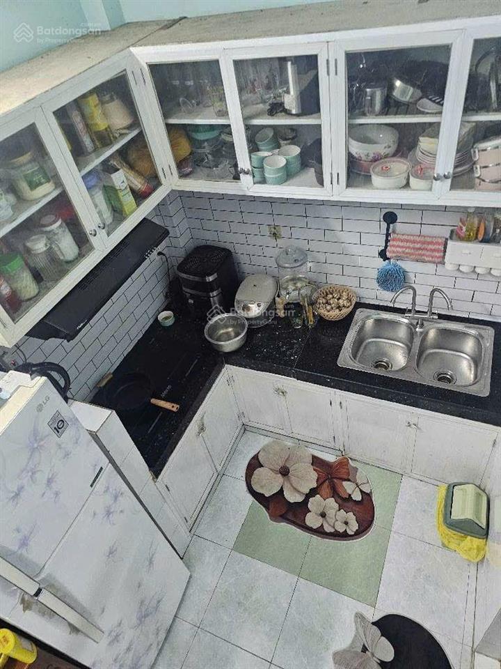 Nhà 4 tầng, 4pn khép kín, 31m², sát mt tôn đản  4.79 tỷ