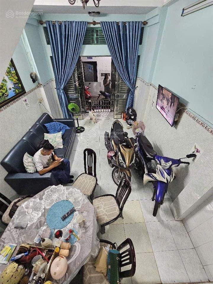 Nhà 4 tầng, 4pn khép kín, 31m², sát mt tôn đản  4.79 tỷ