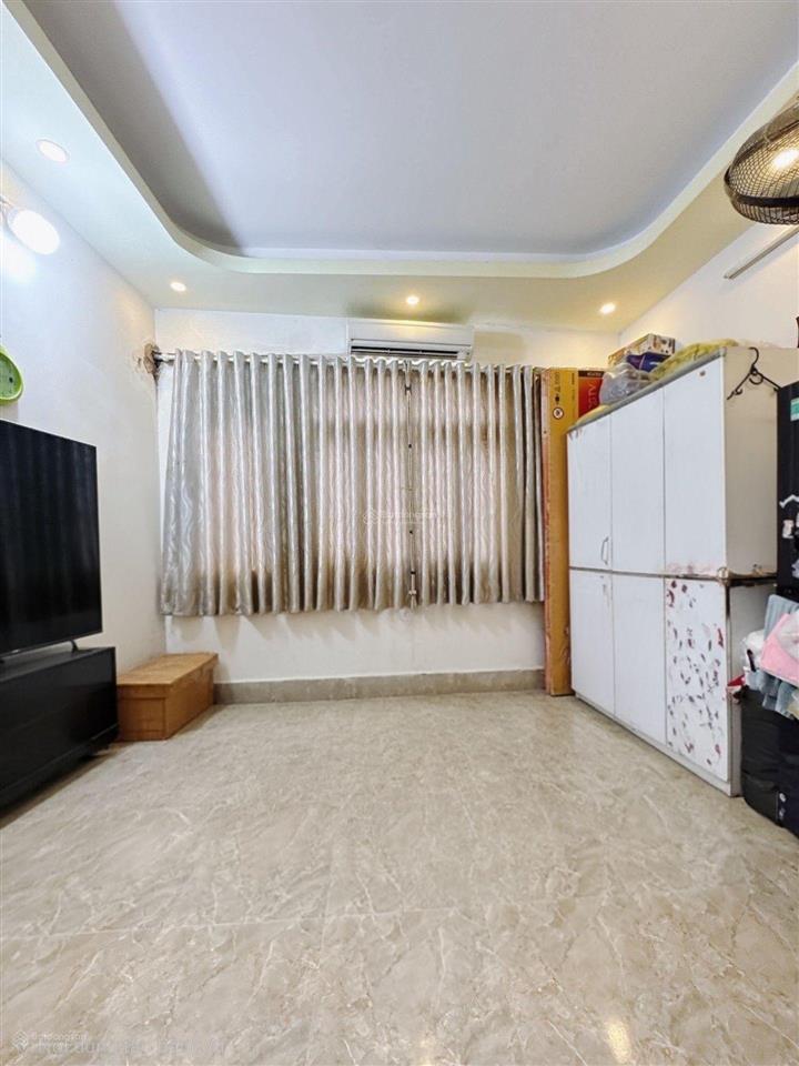 Bán nhà khánh hội, 4 tầng, 5pn khép kín, ngang gần 5m, 6,92 tỷ