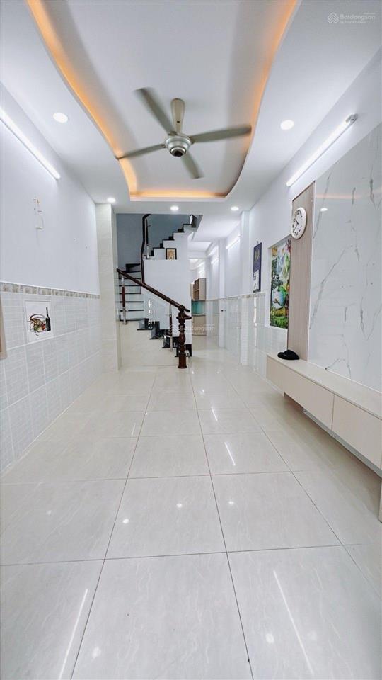 Bán nhà đoàn văn bơ  55m2  sổ vuông vức  shr  không lộ giới  chỉ 5 tỷ nhỉnh