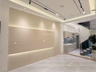 Nhà hẻm xe hơi  4 tầng  khánh hội  dtsd 160m2  4pn khép kín  chỉ 8.78 tỷ