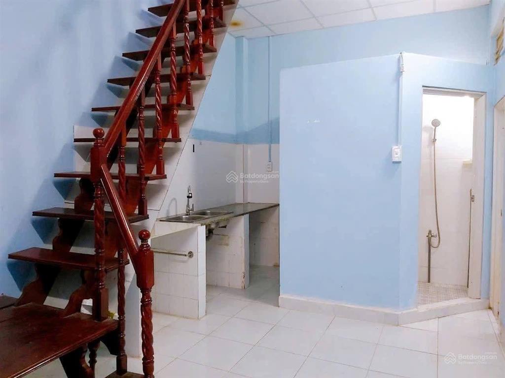 Nhà 2 tầng, 100m2, ngang hơn 6, sổ đẹp nở hậu, chỉ 7 tỷ nhỉnh