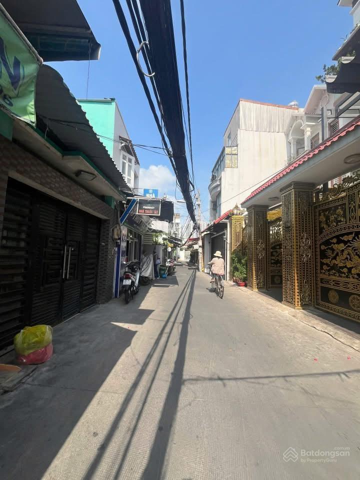 Chủ bán gấp. 78m2 chỉ với 4 tỉ nhỉnh còn thương lượng. hxh