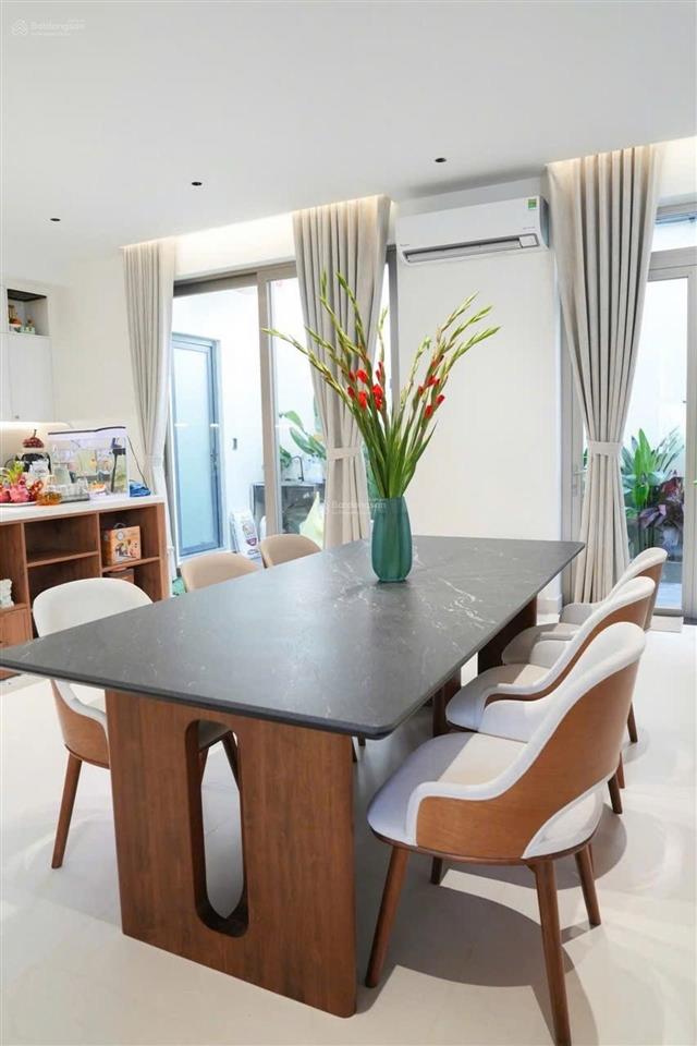 Biệt thự chưa tới 100tr/m2 khu dân trí cao. thương hiệu. an ninh tốt