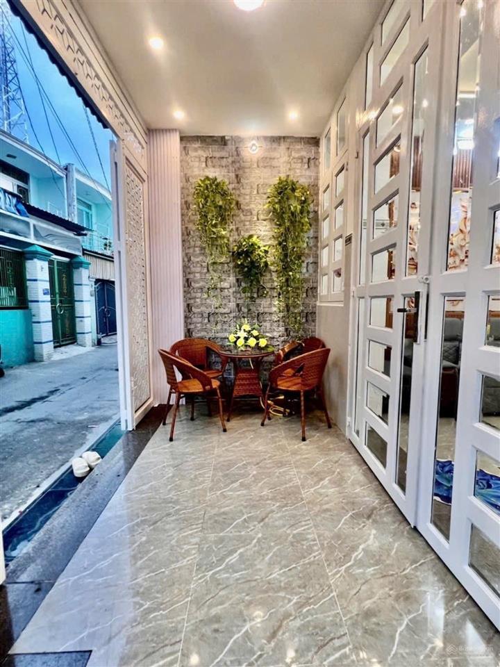 Chủ bán gấp, giá sốc nhiệt. 56m2. 4x14m hẻm oto thông kinh doanh đa ngành