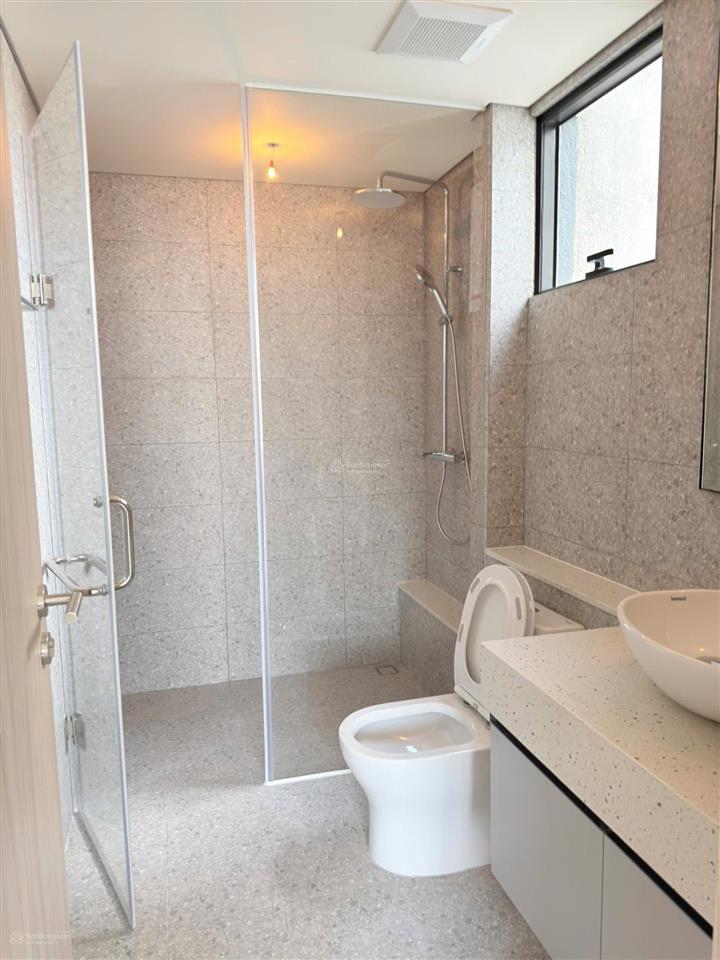 Ko thể rẻ hơn 1n 43m2 6,5 triệu miễn phí dv 2 năm