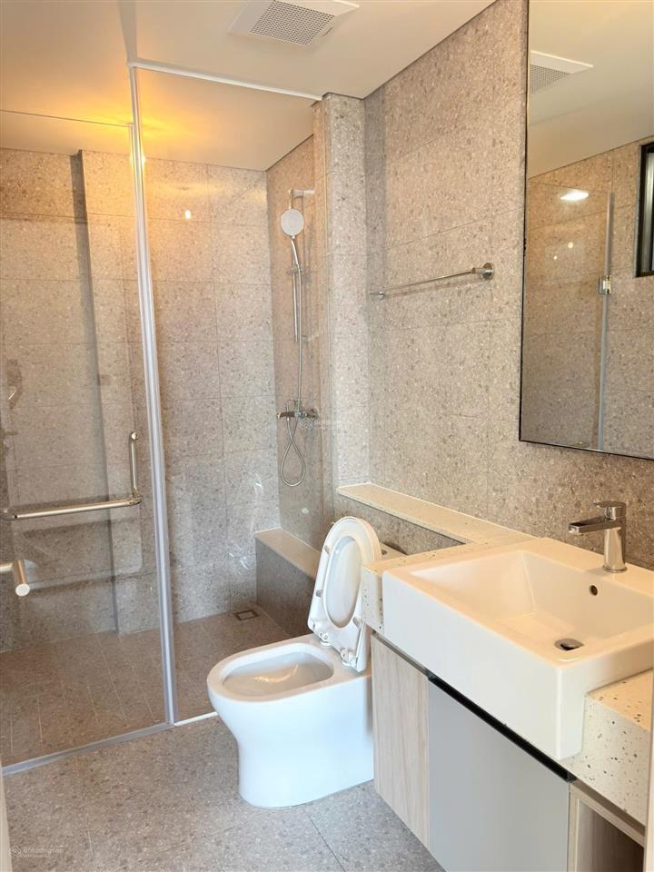 Ko thể rẻ hơn 1n 43m2 6,5 triệu miễn phí dv 2 năm