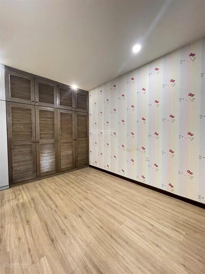 Giáp chủ cần cho thuê cc cskyview full nt 15 triệu, 98m2, siêu hot tại chánh nghĩa, thủ dầu một
