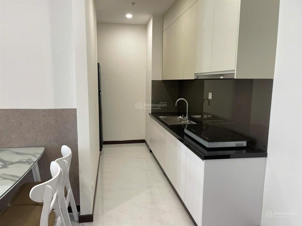 Thuê 8.5 tr căn hộ 2pn 2wc c sky view