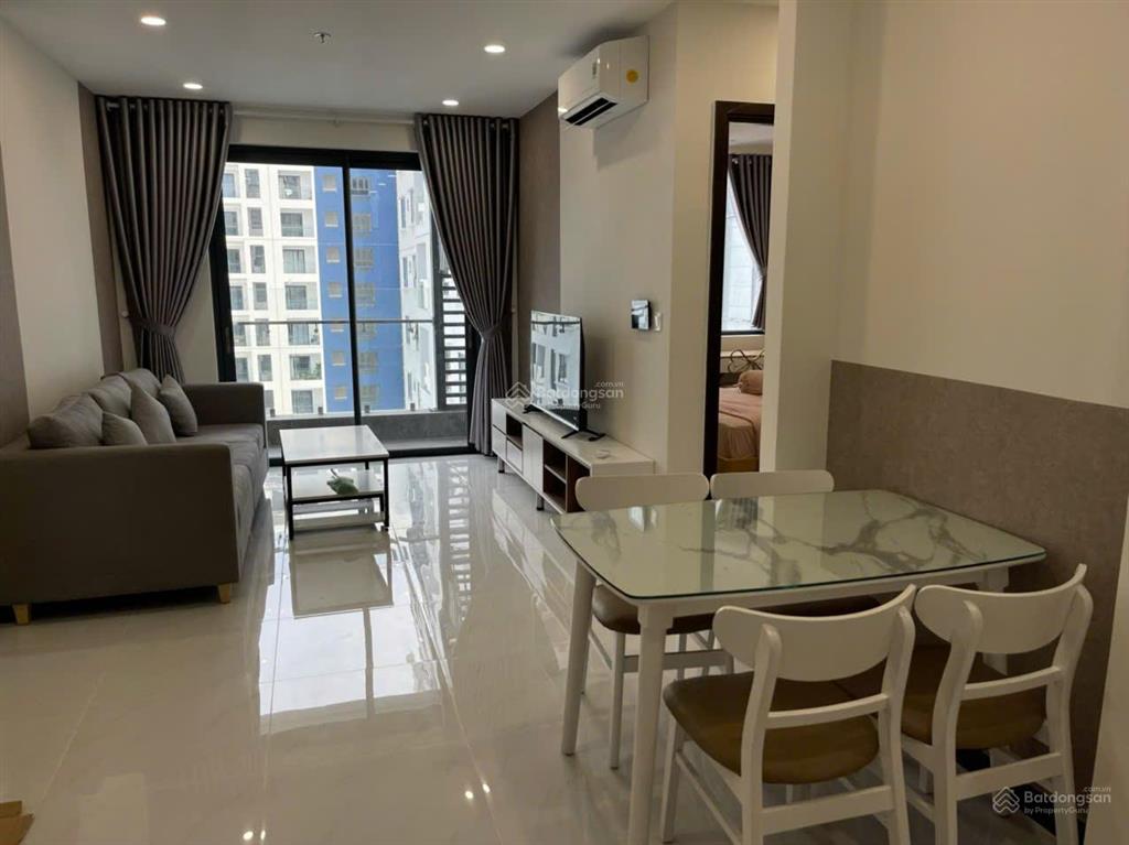 Thuê 8.5 tr căn hộ 2pn 2wc c sky view