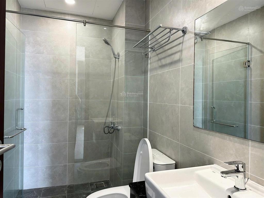 Cắt lỗ bán nhanh cc csky view loại căn to nhất 100m2, full nội thất căn bản chỉ từ 2.870t