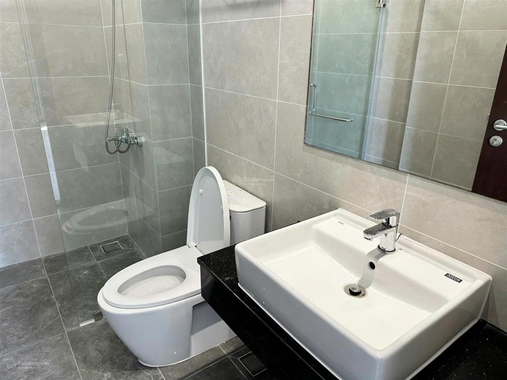 Cắt lỗ bán nhanh cc csky view loại căn to nhất 100m2, full nội thất căn bản chỉ từ 2.870t