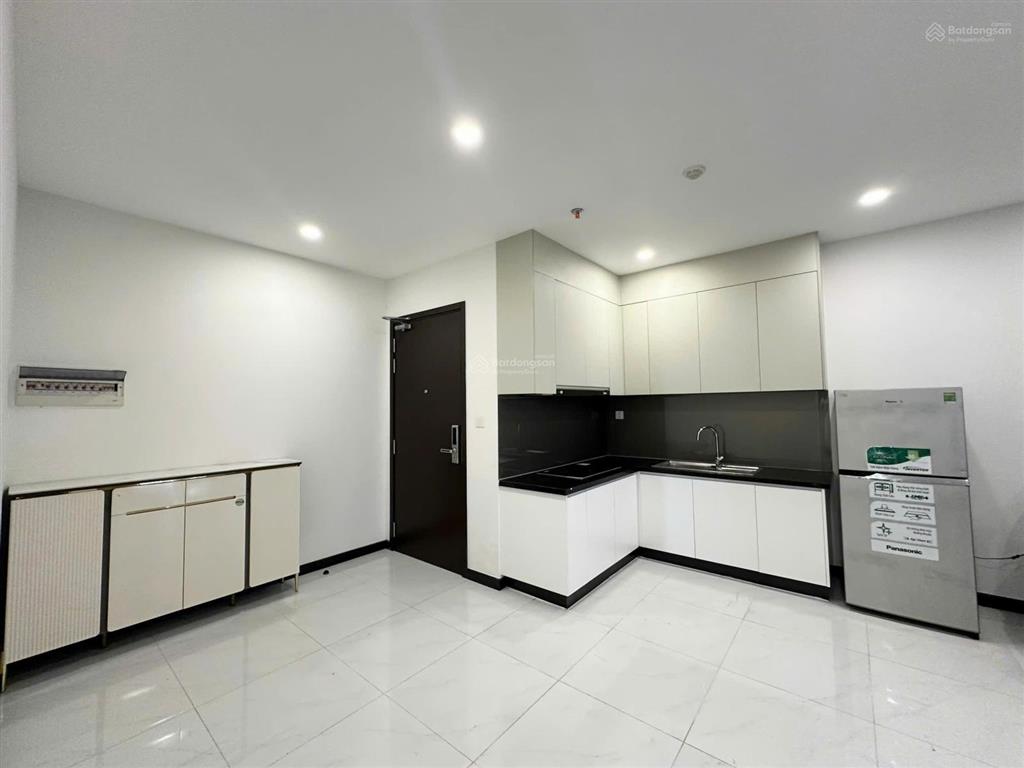 Cắt lỗ bán nhanh cc csky view loại căn to nhất 100m2, full nội thất căn bản chỉ từ 2.870t