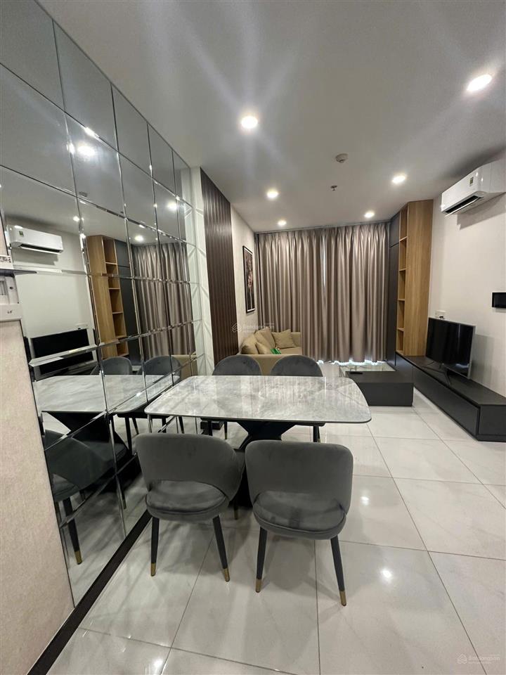 Căn 2pn cskyview giá chỉ 2,268 tỷ full nội thất, đang cho thuê, mua là sinh lời!