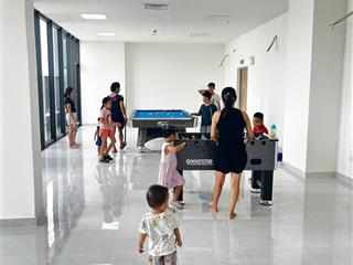 Hot 6tr 1pn a&t sẵn rèm, giàn phơi, 1 máy lạnh, bếp từ, hút mùi (bao phí quản lý 3 tháng)