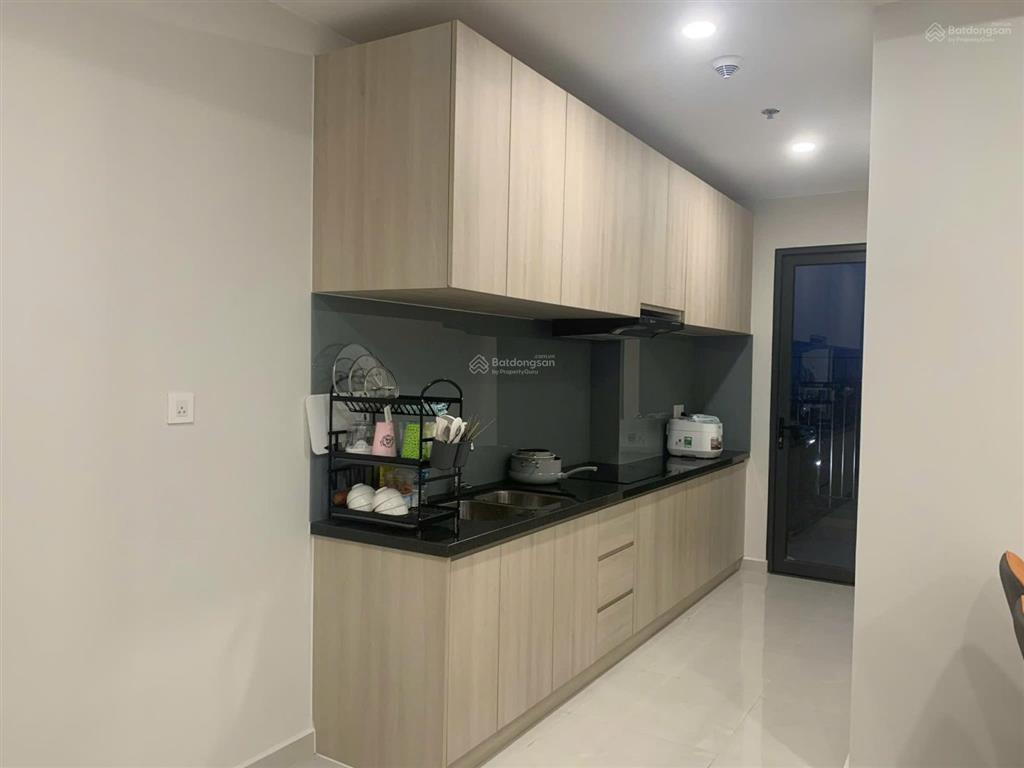 Thuê ngay căn 94 m2  3pn 2wc  18tr full nội thất đẹp xịn  emerald golf view, aeon, quốc lộ 13