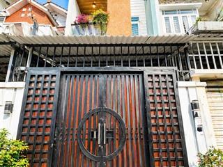 Nhà cạnh phú mỹ hưng  dân trí cao  hẻm thông thoáng  sát mặt tiền  nhỉnh 7 tỷ