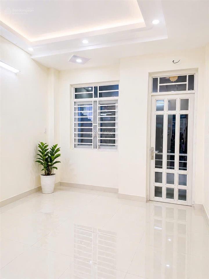 Nhà cạnh phú mỹ hưng  dân trí cao  hẻm thông thoáng  sát mặt tiền  nhỉnh 7 tỷ