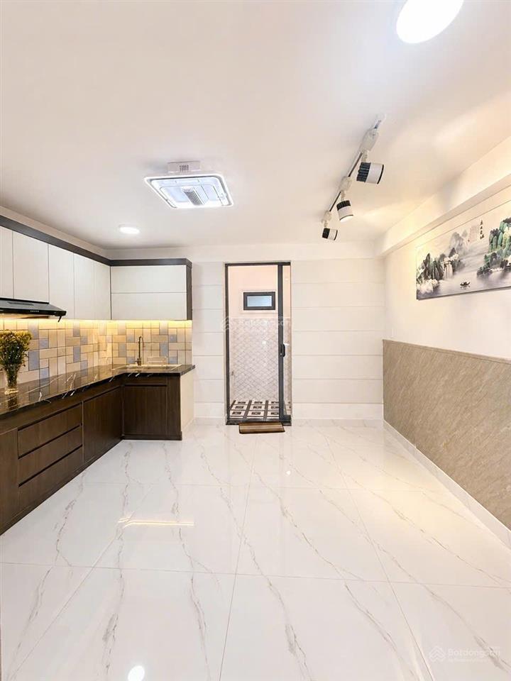 Nhà 5 tầng mới hẻm xe hơi tránh giáp quận 7 chỉ 6.1 tỷ
