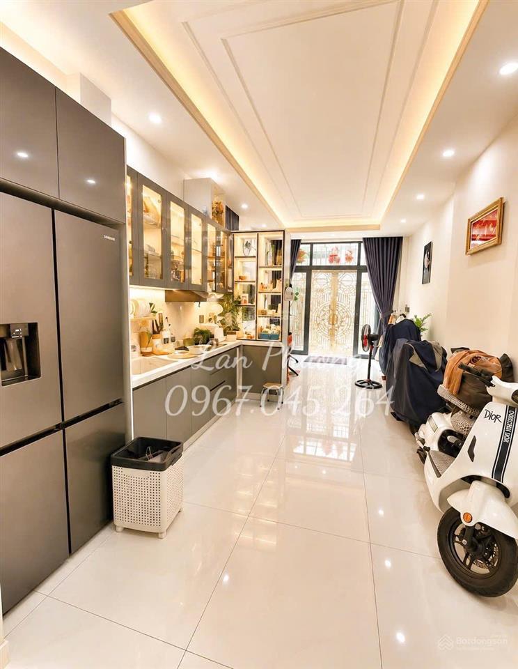 Nhà đẹp full nội thất  sát hẻm xe hơi  đ.lâm văn bền tân hưng  nở hậu tài lộc  nhỉnh 6 t