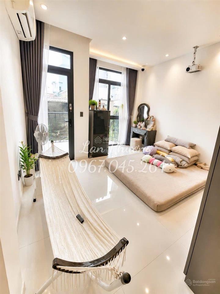 Nhà đẹp full nội thất  sát hẻm xe hơi  đ.lâm văn bền tân hưng  nở hậu tài lộc  nhỉnh 6 t