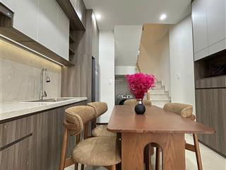 Nguyễn kiệm  phú nhuận  hxh  35m2  2 tầng  nhỉnh 6 t. ỷ