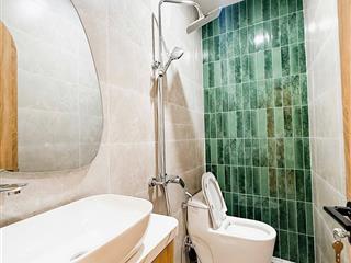 Quận 3 cung đường đắt đỏ  hẻm 1 xẹt  võ văn tần  3 tầng + sân thượng  tặng nt  4.95 t.ỷ.