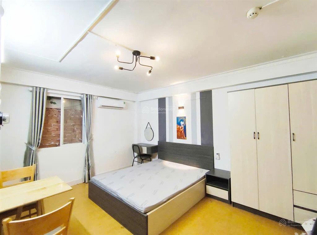 Đặng văn ngữ, phú nhuận  mã l1 5.700.000  studio cửa sổ trời free 1 xe (ưu tiên 1 xe)