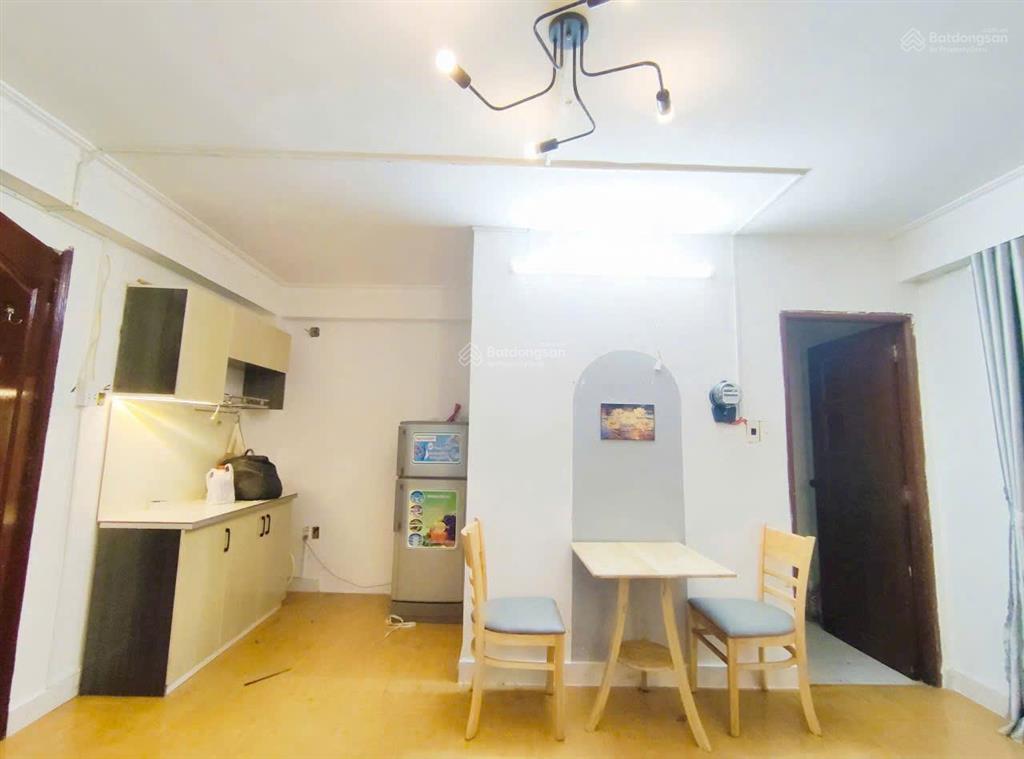 Đặng văn ngữ, phú nhuận  mã l1 5.700.000  studio cửa sổ trời free 1 xe (ưu tiên 1 xe)