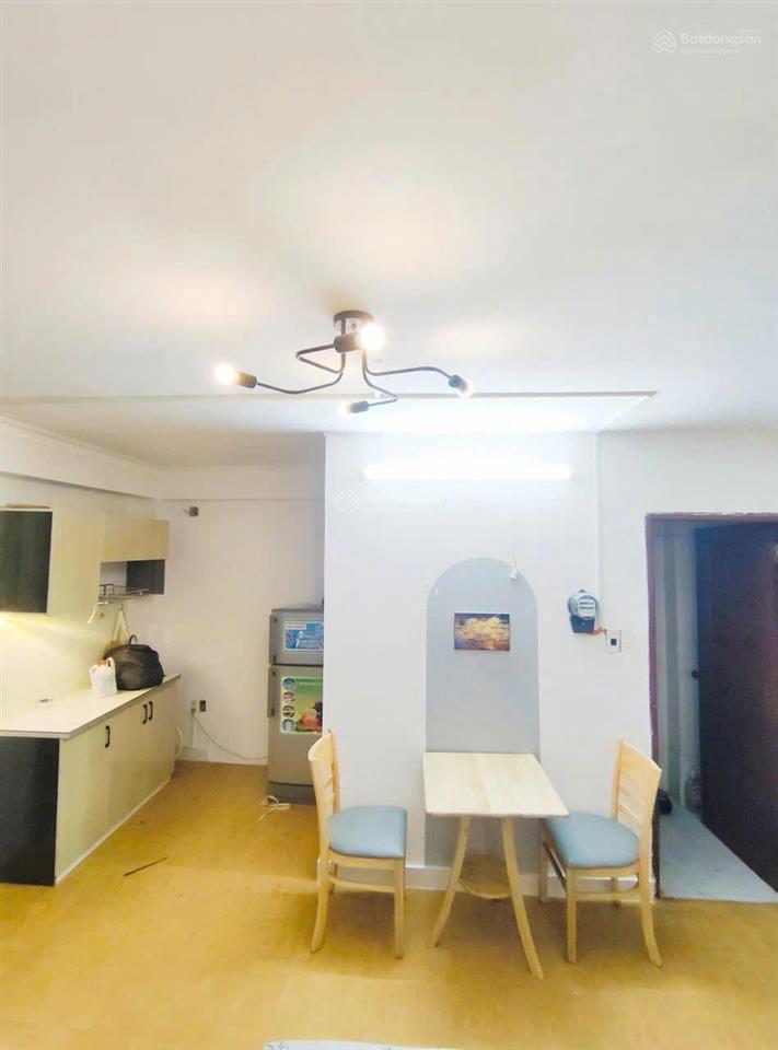 Đặng văn ngữ, phú nhuận  mã l1 5.700.000  studio cửa sổ trời free 1 xe (ưu tiên 1 xe)