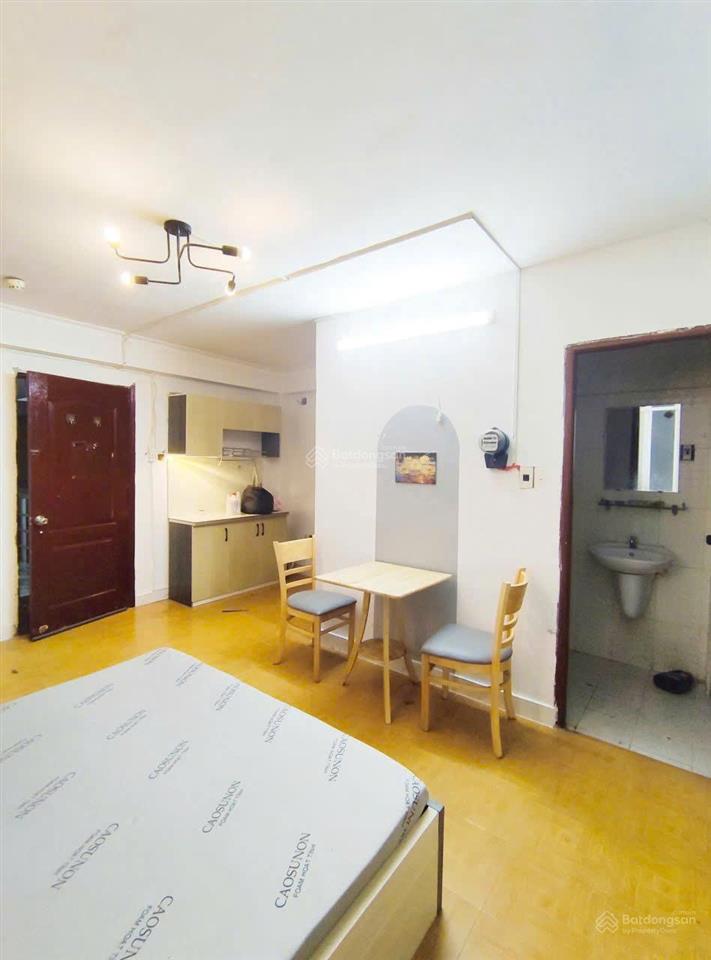 Đặng văn ngữ, phú nhuận  mã l1 5.700.000  studio cửa sổ trời free 1 xe (ưu tiên 1 xe)