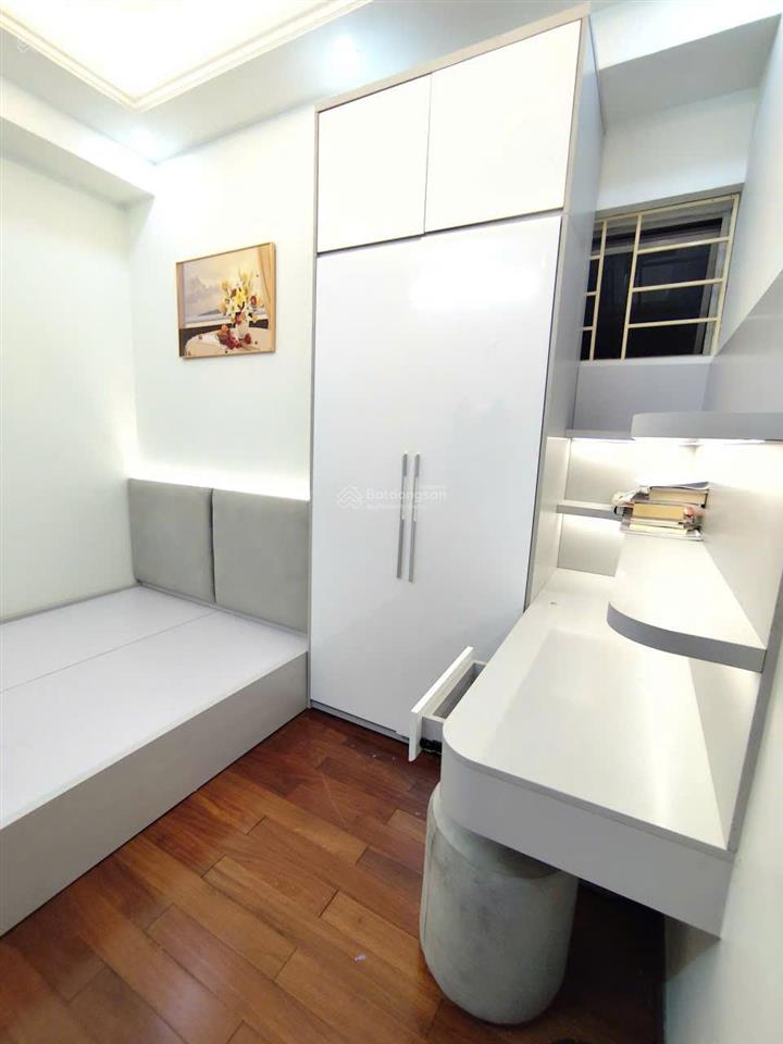 Bán căn 2 ngủ 56m2 tại hh linh đàm căn góc chỉ 2,75 tỷ full nội thất