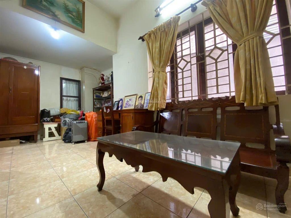 Bán nhà cách mạng tháng tám 175m²  biệt thự ngang 7m  lệch tầng  quận 10  giá 30.5 tỷ