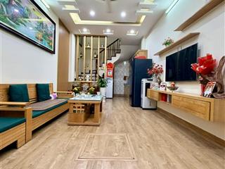 Bán nhà quan nhân thanh xuân ngõ nông gần phố oto đỗ gần gần hồ dân xây 34m2 5 tầng nhỉnh 7 tỷ