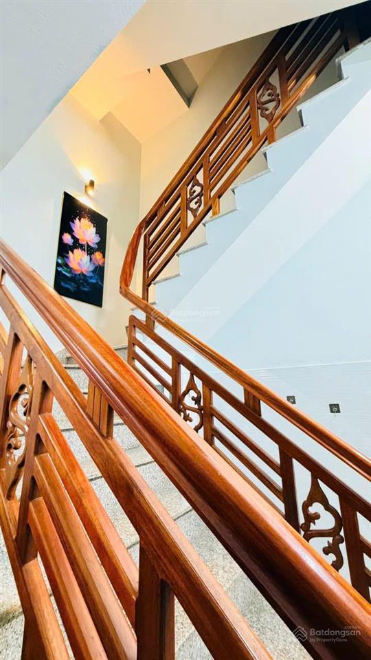 Bán nhà đẹp góc 2 mặt tiền hòn sện đối diện công viên, gần biển & núi cô tiên, giá tốt chỉ 6,5 tỷ