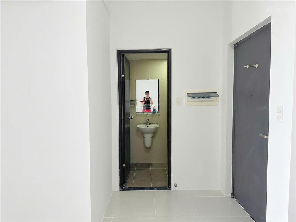 Bán căn hộ sky9 2pn 1wc có sổ  2.7 tỷ khu vực quận 9, đường liên phường