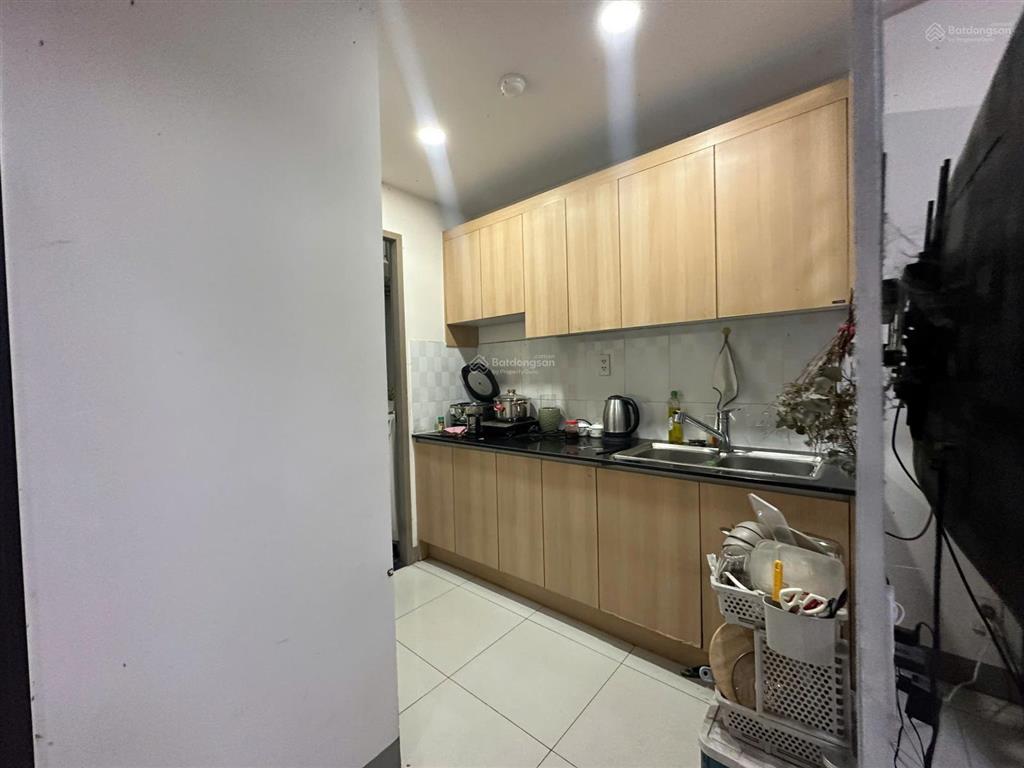 Bán căn hộ sky9  2 phòng ngủ 1 vệ sinh, sổ hồng sẵn, giá 2.880 tỷ