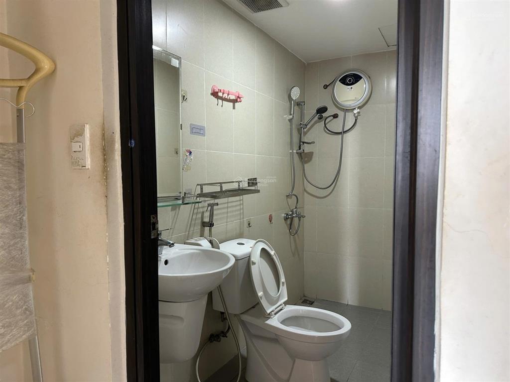 [một viên duy nhất] căn 2pn 2wc có sổ, chủ hỗ trợ bank, hướng nam, giá thương lượng, sky 9
