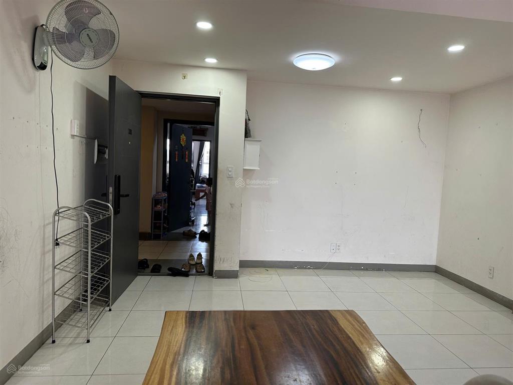 [một viên duy nhất] căn 2pn 2wc có sổ, chủ hỗ trợ bank, hướng nam, giá thương lượng, sky 9