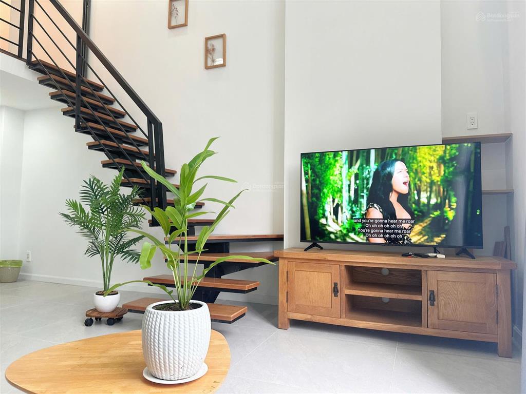 Bán officetel sky9 thiết kế 2 tầng, full nội thất, dòng tiền 15 triệu/tháng, giá 2,2 tỷ