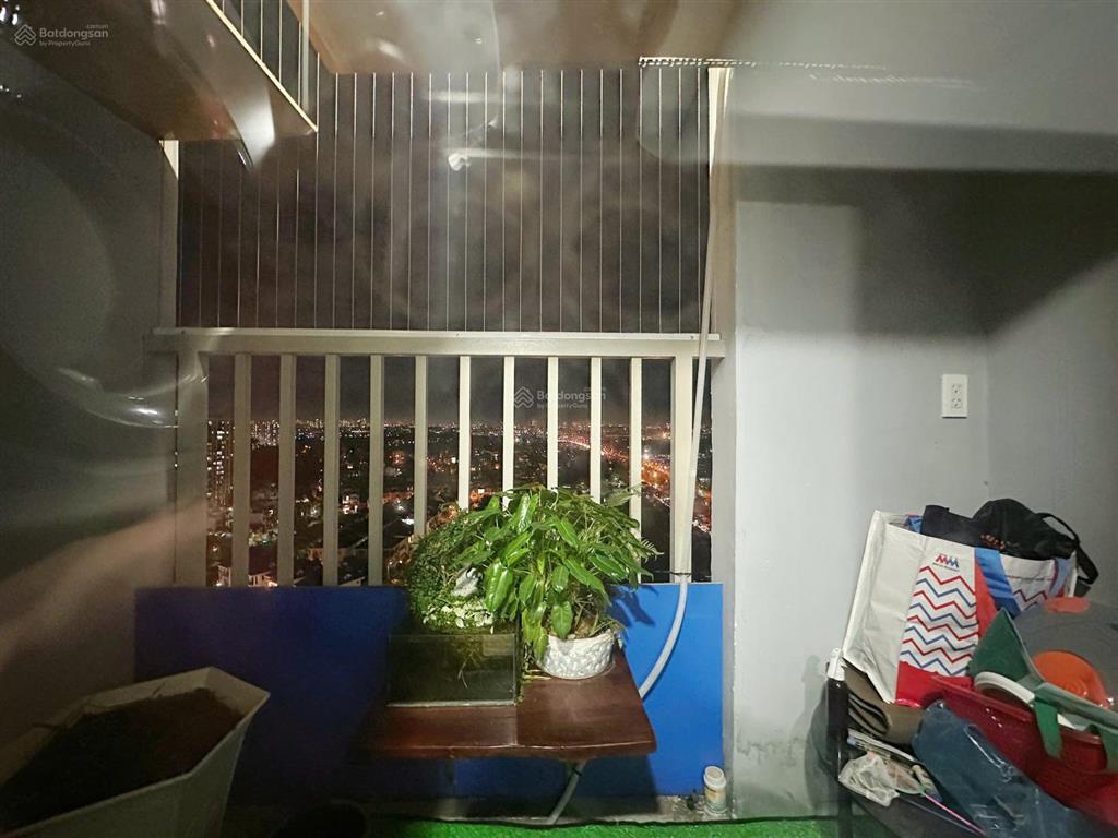 Bán căn hộ sky9 2 phòng ngủ, 2 vệ sinh, có sổ hồng, giá 3,21 tỷ bao sang tên