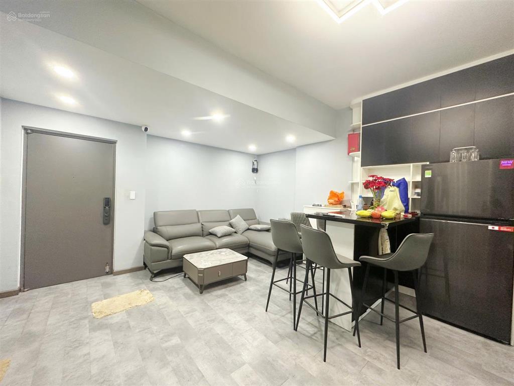 Bán căn hộ sky9 2 phòng ngủ, 2 vệ sinh, có sổ hồng, giá 3,21 tỷ bao sang tên