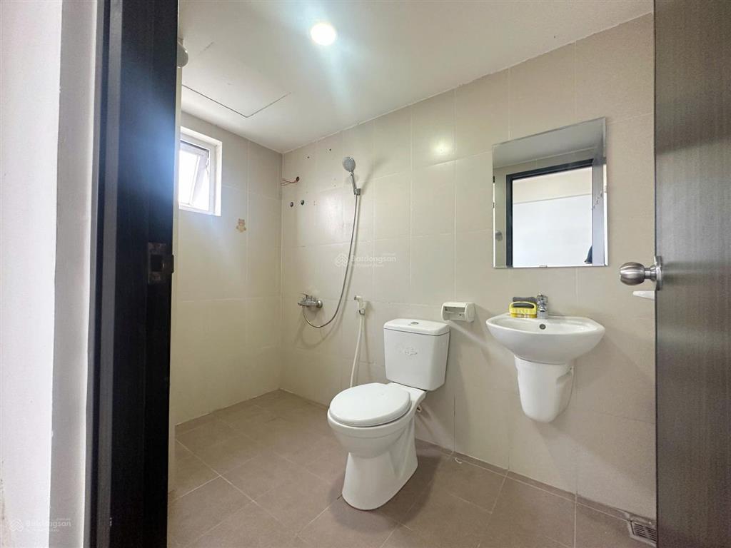Bán căn hộ sky9 3pn 2wc, có sổ hồng, giá 3,45 tỷ, hỗ trợ vay ngân hàng