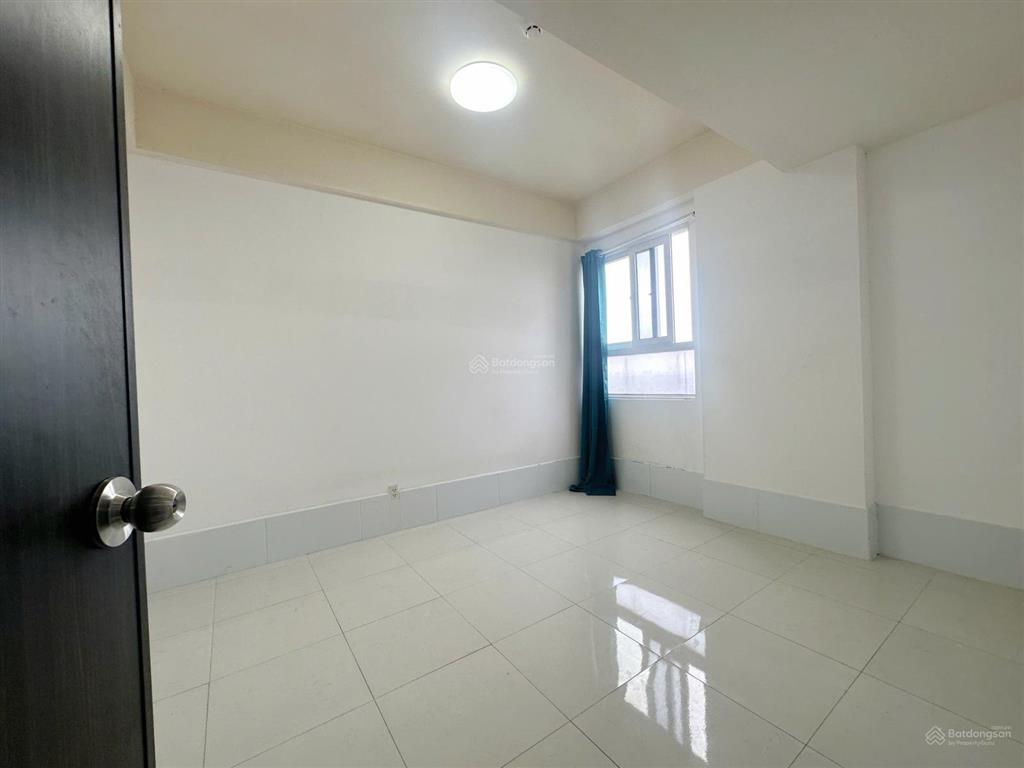 Bán căn hộ sky9 3pn 2wc, có sổ hồng, giá 3,45 tỷ, hỗ trợ vay ngân hàng